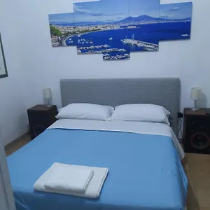 https://monolocale-naples.hotels-amalfi.com